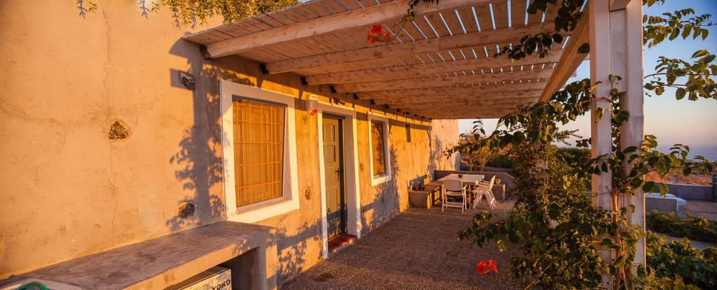 Aegagros Caldera Houses Megalokori Exterior foto